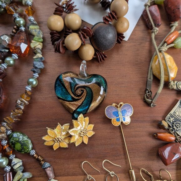 Vintage to Now Jewelry Lot - Boho Natural - Picture 10 of 16